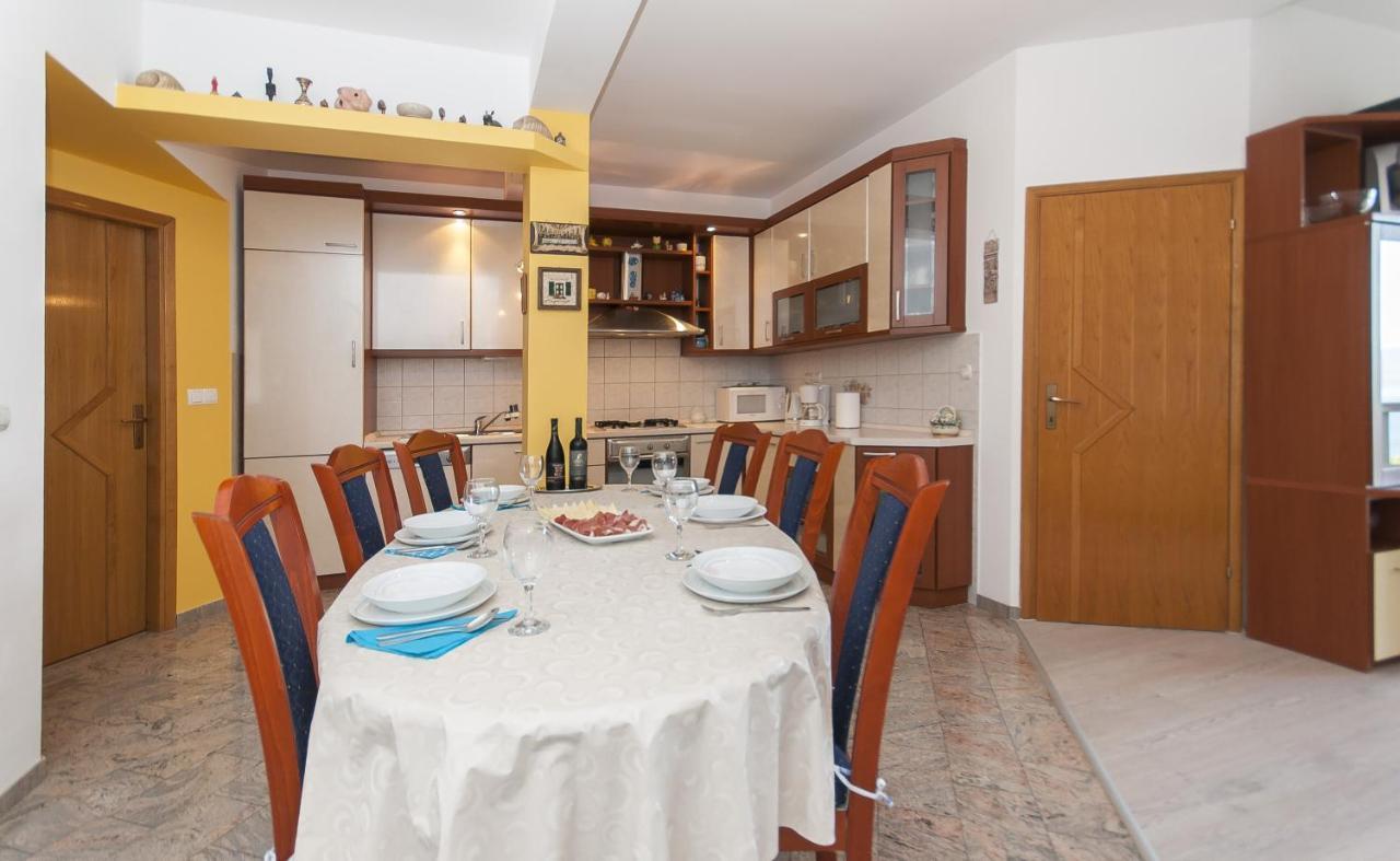 Apartment Brajki Omiš Esterno foto