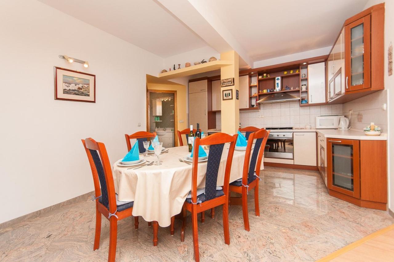 Apartment Brajki Omiš Esterno foto