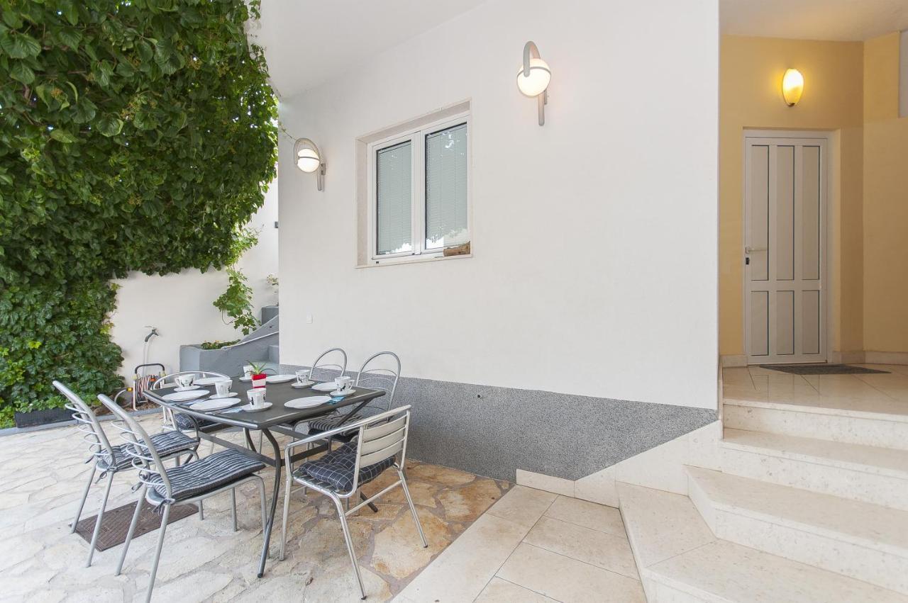 Apartment Brajki Omiš Esterno foto