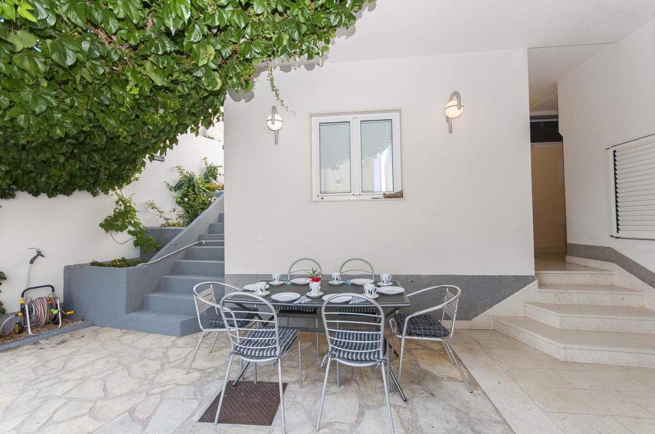 Apartment Brajki Omiš Esterno foto